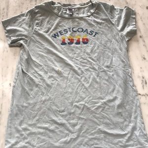 Womens short sleeve t-shirt